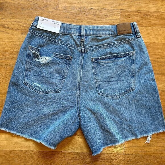 NWT AE distressed Baggy Mom short with comfort stretch waistband 6/28W - Picture 3 of 9